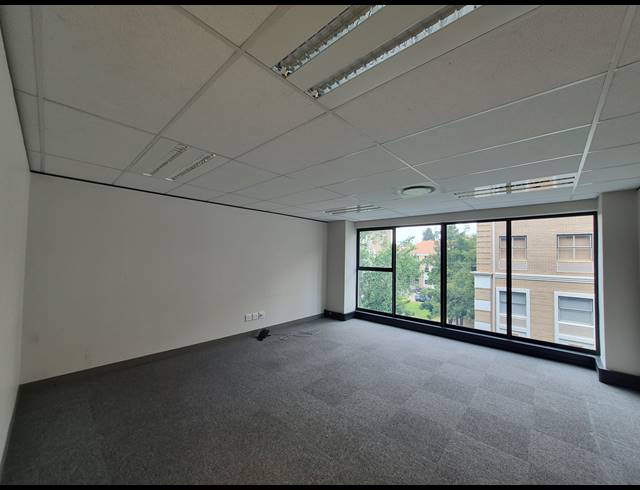 675M² OFFICE TO LET IN SANDTON CENTRAL